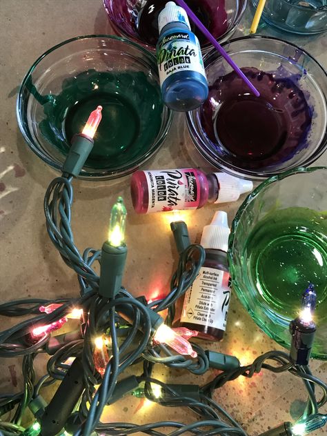 Wanting to recreate the vintage look of Christmas lights I remember as a child, I decided to paint my own.  You can do it too! Repurpose Christmas Lights, How To Paint Christmas Lights, Incandescent Christmas Lights, Colored Christmas Lights, Light Paint Colors, Cute Christmas Ideas, Indoor Christmas Lights, Vintage Christmas Lights, White Christmas Lights