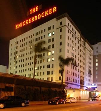 Haunted Places: The Knickerbocker Hotel Eerie Places, Hotel Los Angeles, Creepy Houses, Haunted History, Spooky Places, Places In California, Los Angeles Hotels, Haunted Hotel, Hotel California