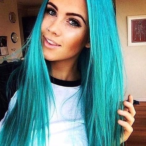 Mermaid blue.  #YAY or #NAY? #inspirehairstyles Turquoise Hair Dye, Turquoise Hair Color, Aqua Hair, Teal Hair, Turquoise Hair, Blue Girl, Coloured Hair, Awesome Hair, Pastel Hair