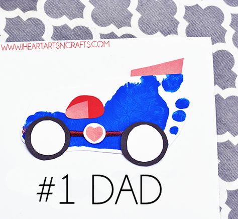 Diy Father's Day Gifts From Baby, Kids Painting Projects, Arts N Crafts, Kids Fathers Day Crafts, Diy Father's Day Crafts, Dad Crafts, Fathers Day Art, Homemade Fathers Day Gifts, Toddler Arts And Crafts