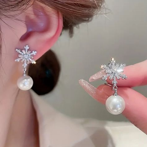 Exquisite Shiny Rhinestone Snowflake Earrings With Faux Pearl Pendant - Temu Elegant Flower-shaped Earrings With Pearl Drop, Formal Pearl Drop Flower-shaped Earrings, Elegant Flower-shaped Pearl Earrings For Party, Elegant Silver Flower-shaped Pearl Earrings, Luxury Flower-shaped Pearl Drop Earrings, Rhinestone Snowflake, Stained Glass Earrings, Modern Gold Jewelry, Barbie Bride