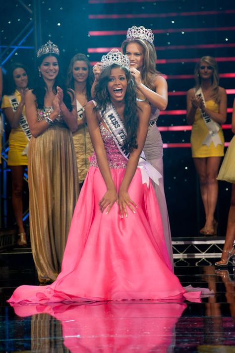 Kamie Crawford | Miss Teen USA 2010 | Miss Maryland Teen USA Kamie Crawford, High School Cheerleader, School Cheerleader, Atlantis Resort, Miss Teen, Miss Teen Usa, Teen Usa, Miss Usa, Pageant Gowns