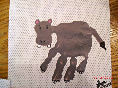 hippo handprint Hippo Handprint Craft, Zoo Arts And Crafts, Dayhome Crafts, Handprint Animals, Handprint Alphabet, Hand And Foot Print Art, Letter H Crafts, Hippo Crafts, Handprint Footprint Crafts