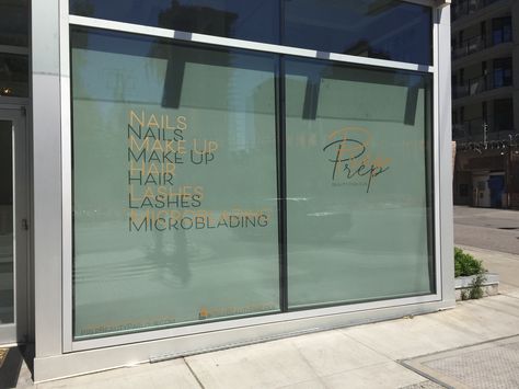 Beauty Salon Window Design, Salon Window Signage, Spa Window Display Ideas, Window Signage Design, Salon Window Display, Glass Sticker Design, Beauty Bar Salon, Makeup Studio Decor, Spa Store