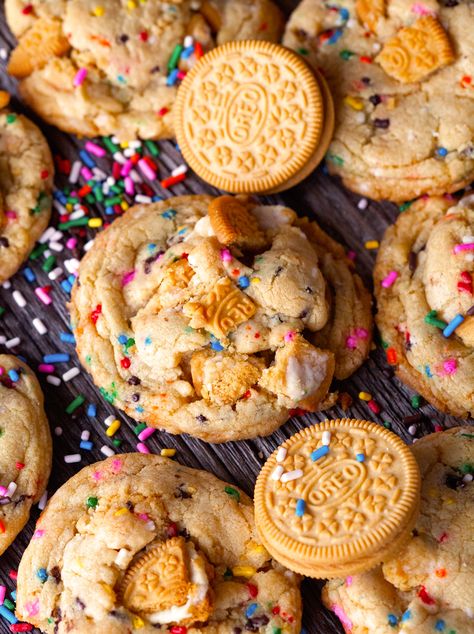 Golden Oreo Recipes, Rainbow Cookies Recipe, Golden Oreo, Cookie Delivery, Oreo Recipes, Rainbow Cookies, Gourmet Cookies, Food Board, Cake Batter