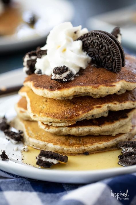 How to Make Oreo Pancakes #breakfast #recipe #oreo #cookiesandcream #pancakes #homemade #brunch #easy #cookiepancakes #cookie Pancakes Homemade, Oreo Pancakes, Homemade Brunch, Homemade Pancake Mix, Almond Pancakes, Best Brunch Recipes, Pancakes Breakfast, Pancake Recipe Easy, Brunch Easy