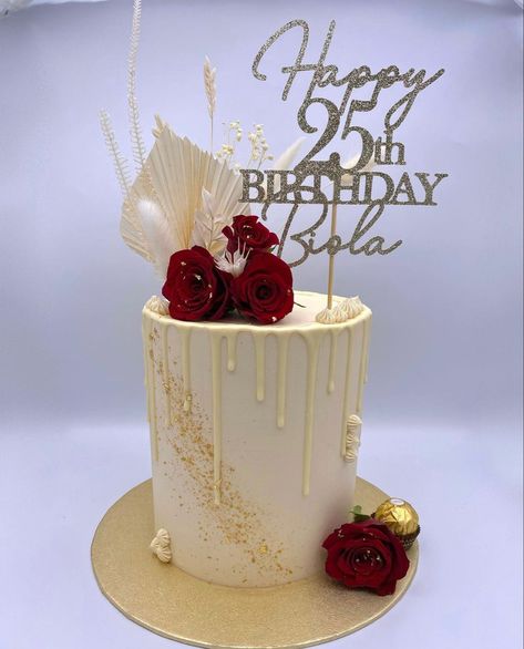 50th Birthday Cake Red And Gold, Birthday Cake For Adults Women, Classy Cakes Birthday For Women, Red And Gold Birthday Cake, Red Gold Cake, Red And Gold Cake, Birthday Cake For Women Elegant, Birthday Cake For Women Simple, Modern Birthday Cakes