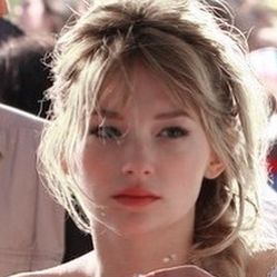 Haley Bennett on Instagram: "bb grl" Blonde Hair Women Aesthetic, Haley Bennett Aesthetic, Hayley Bennett, Iconic Haircuts, Blonde Actress, Haley Bennett, Star Face, Princess Face, Blonde Actresses