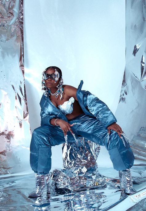 Icy Fashion Editorial, All Blue Photoshoot, Fire And Ice Photoshoot, Ice Queen Photoshoot, Ice Photoshoot, Icy Outfits, Icy Blue Aesthetic, Icy Photoshoot, Winter Wonderland Photoshoot