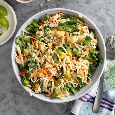 Rice Noodle Salad Rice Noodle Salad Recipes, Carrot Ginger Soup Recipe, Healthy Pasta Salad Recipes, Potluck Salad, Asian Noodle Salad, Rice Noodle Salad, Peanut Salad, Healthy Pasta Salad, Asian Noodle Recipes