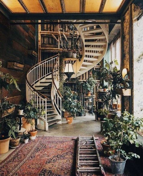 Contemporary Living Room Furniture, Bohemian Living, Diy Trends, Interior Design Diy, Diy Desk, Diy Interior, Spiral Staircase, Trendy Home, Design Living Room