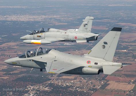 Nice air-to-air study of Aeronautica Militare (Italian Air Force) MB339 and M346 (locally designated T-346) over southern Italy. ________… Italian Air Force, Plane And Pilot, Southern Italy, Western Europe, Fighter Planes, Military Aircraft, Air Force, Aircraft, Force