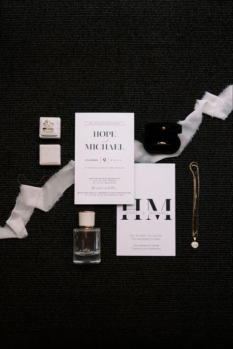 Modern Wedding Detail Shots, Black And White Flatlay, Flat Lays Wedding Photography, Stationary Wedding Photography, Black And White Wedding Details Photo, Wedding Invitations Flat Lay, Black And White Flat Lay Wedding, Black And White Wedding Flatlay, Wedding Day Flatlay