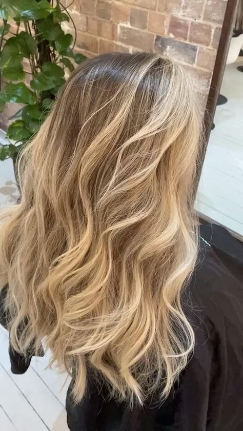 Balliage Hair, Balage Hair, Balyage Long Hair, Warm Blonde Hair, Rambut Brunette, Summer Blonde Hair, Light Blonde Hair, Balayage Blonde, Brown Hair With Blonde Highlights