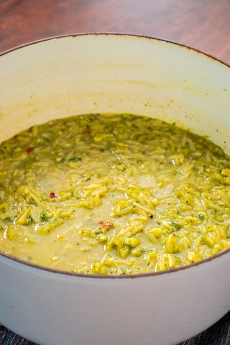 Italian Broccoli Soup?utm_source=12tomatoes Italian Broccoli Soup, Soup Recipes Broccoli, Hearty Winter Recipes, Italian Broccoli, Sliders Recipes Hawaiian Rolls, Recipes Broccoli, Sliders Recipes, Chowder Soup, Chili Soup