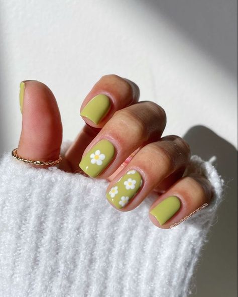 Get on scrolling through the gallery of inspiring nail art designs! Cute Pastel Nail Designs Square, Green Gel Nails With Flowers, Flower Print Nail Art, Nails With Flowers Green, Short Simple Spring Nails, Flower Dotting Nail Art, Floral Biab Nails, Pastel Nail Art Simple, Dotted Flower Nails