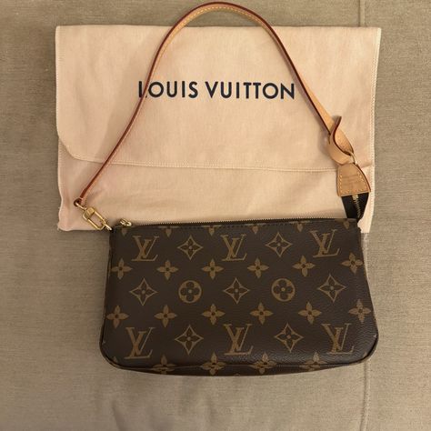 Please Refer To Pictures Before Buying. Does Not Come With Box, Bag, Or Cards, I Thought I Was Going To Keep This Bag But Will Be Passing On. Never Used, Just Slight Signs Of Patina From Touching The Vacheta. Pochette Louis Vuitton, Louis Vuitton Pochette, Box Bag, Christmas 2024, Louis Vuitton Bags, Brown Gold, Shopping Cart, Louis Vuitton Bag, Patina