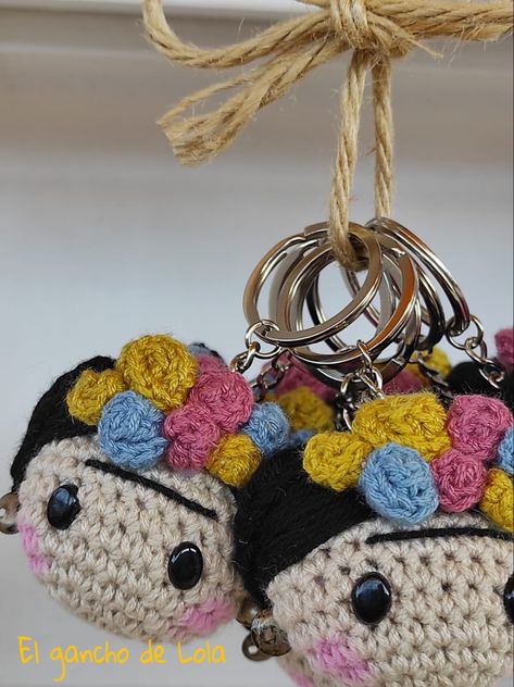 Mexican Doll, Crochet Keychain, Tiny Dolls, Handmade Charms, Beaded Keychains, Crochet Art, Crochet Dolls, Amigurumi Crochet, Cute Pattern