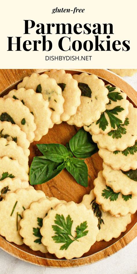 Parmesan Cookies, Savory Shortbread, Shortbread Cookie, Light Snacks, Gluten Free Cookies, Shortbread Cookies, Party Snacks, Fresh Herbs, Finger Foods