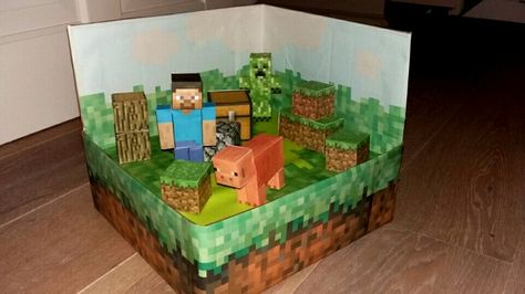 Minecraft sinterklaas surprise Minecraft Surprise, Surprise Minecraft, Homemade Christmas Crafts, Minecraft Steve, Newspaper Basket, Cardboard Art, Miniature Houses, Paper Clay, Paper Beads