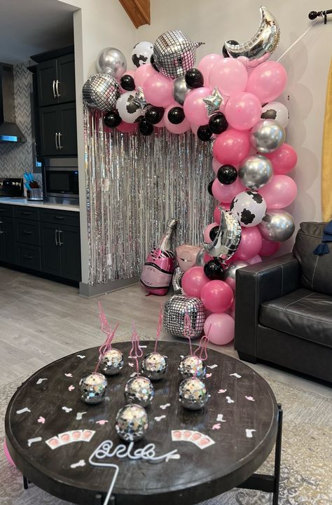 Cowgirl Balloon Arch, Space Cowgirl Party Decorations, Galactic Cowboy, Space Cowgirl Party, Cowgirl Decorations, Dolly Party, Cowgirl Party Decorations, Bday Vibes, Disco Party Decorations