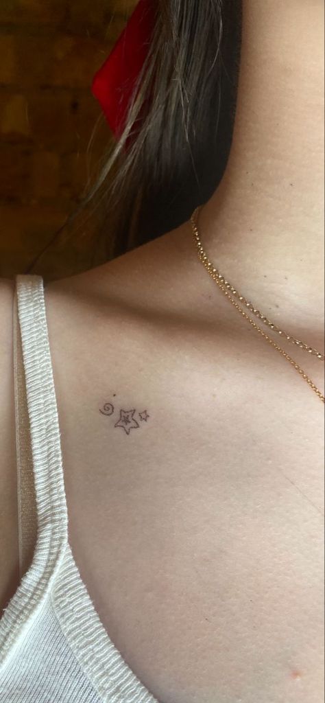 Celestial Stick And Poke, Small Swirl Tattoo, Star Tattoos Dainty, Bubble Star Tattoo, Aesthetic Dainty Tattoos, Swirl Stick And Poke, Small Galaxy Tattoo Simple, Star Tattoos Aesthetic, Aesthetic Tatoos Ideas