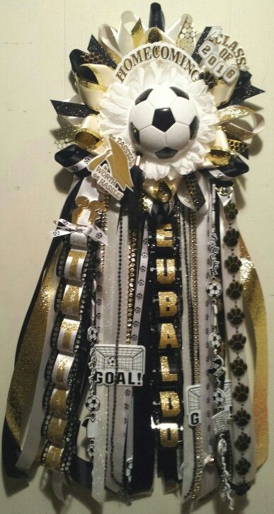 Soccer Homecoming Garter BY:GLO'S CREATIONS Homecoming Mums Ideas Soccer, Garter For Homecoming Boys, Soccer Garter Homecoming, Soccer Mums Homecoming, Garders Homecoming, Homecoming Ribbons, Garters Homecoming, Garter Homecoming, Soccer Mum