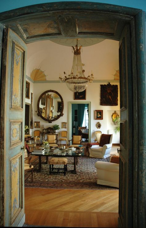 Palazzo Pantelleria Italian Aesthetic Interior, Sicily Italy Interior Design, Sicily Interior, Sicily House Interior Design, Sicilian Home, Sicilian House Interior, Italian Apartment Interior, Neoclassical Villa, Sicilian Palazzo