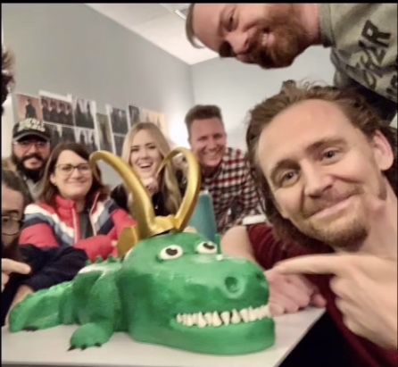 Avengers Cast, Marvel Photo, Marvel Images, Avengers Memes, Marvel Actors, Loki Marvel, Man Thing Marvel, Marvel Jokes, Marvel 3