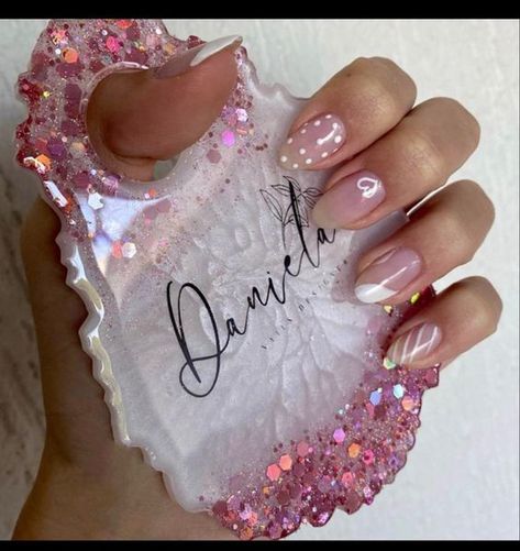 Resin Nail Art Palette, Acrylic Nail Designs Classy, Aries Women, Business Nails, Home Nail Salon, Wicked Tattoos, Nail Salon Decor, Nail Salon Design, Resin Crafts Tutorial