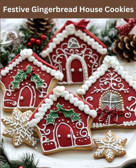 Christmas Cookie House, House Cookies, Gingerbread House Designs, Gingerbread House Cookies, Cookie House, Christmas Sweets, Christmas Cookies Decorated, Christmas Sugar Cookies, Shaped Cookie