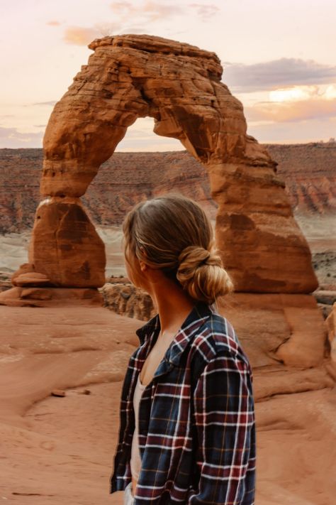 Arches National Park Photo Ideas, Zion National Park Instagram Pictures, National Park Photo Ideas, Arches National Park Photography, Granola Life, Future Pictures, Tempe Town Lake, Utah Summer, Utah Trip