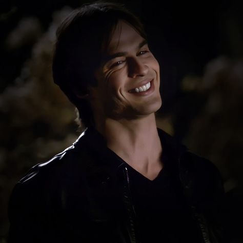 Damon Salvatore Smiling, Damon Smirk, Damon Smiling, Ian Salvatore, Tvd Pics, Ian Somerhalder Photoshoot, Ian And Nina, Ian Somerhalder Vampire Diaries, Damon Salvatore Vampire Diaries