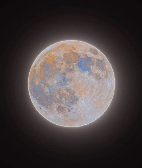 Moon Icon, Aesthetic Space, The Moon Is Beautiful, Look At The Moon, Moon Pictures, Moon Lovers, Beautiful Moon, Trik Fotografi, Space And Astronomy