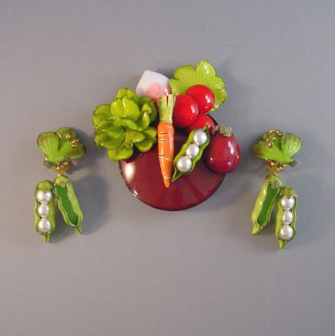 Cilea of Paris vegetables brooch and earrings, hand made from MorningGloryJewelry.com : Buy online now for $298.00 Tomato Wedding, Vegetable Jewelry, Garden Vegetables, Walmart Jewelry, Unique Costumes, Fun Jewelry, Silver Bells, Botanical Jewelry, Costume Jewelry Necklaces