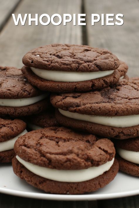 Cake Mix Oreo Cookies, Woopie Cookies Cake Mixes, Cake Mix Whoopie Pie Recipe, Cake Mix Whoopie Pies, Oreo Cookie Recipes, Whoopie Pie, Chocolate Whoopie Pies, Recipes Using Cake Mix, Whoopie Pie Recipe