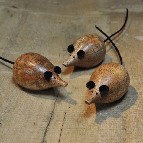 Wooden mice - cute and collectible little gifts handmade by Terry Vaughan Mouse Ornaments, Carved Ornaments, Pink Streaks, Wood Turning Ideas, Old Table, Siamese Kittens, Turned Wood, Old Church, By Terry