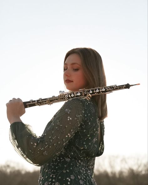 Flute Photoshoot, Clarinet Photoshoot, Flute Senior Pictures, Clarinet Senior Pictures, Senior Picture Ideas Band Flute, Flute Photography, Senior Picture Ideas Band Clarinets, Band Senior Pictures Trombone, Musician Life