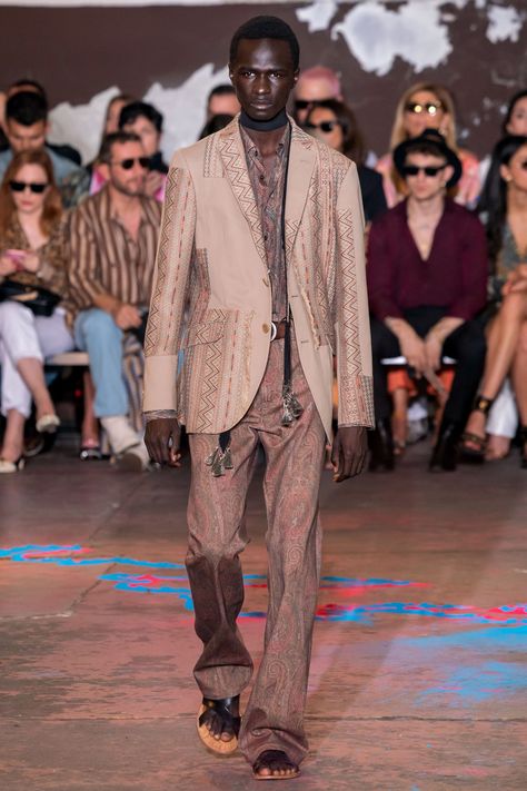 Etro Spring 2020 Menswear Fashion Show - Vogue Runway Looks, Mens Spring, Fashion Show Collection, Vogue Paris, S Star, Men's Collection, Mens Summer, Fashion Brand, Milan