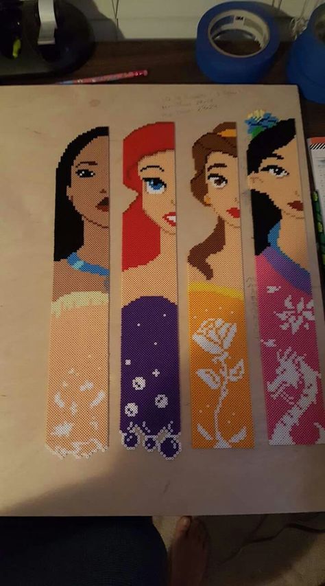 Mulan Perler Bead Patterns, Disney Princess Hama Beads, Disney Fuse Bead Patterns, Perler Bead Bookmarks Ideas, Barbie Perler Bead Patterns, Perler Bookmark Pattern, Hama Beads Patterns Disney, Bookmark Perler Beads, Hama Beads Bookmark