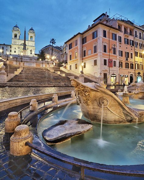 Piazza di Spagna, Rome Vatican City Italy, Mediterranean Aesthetic, Places In Italy, Italian Culture, Europe Tours, Destination Voyage, Rome Travel, Famous Places, Pretty Hair