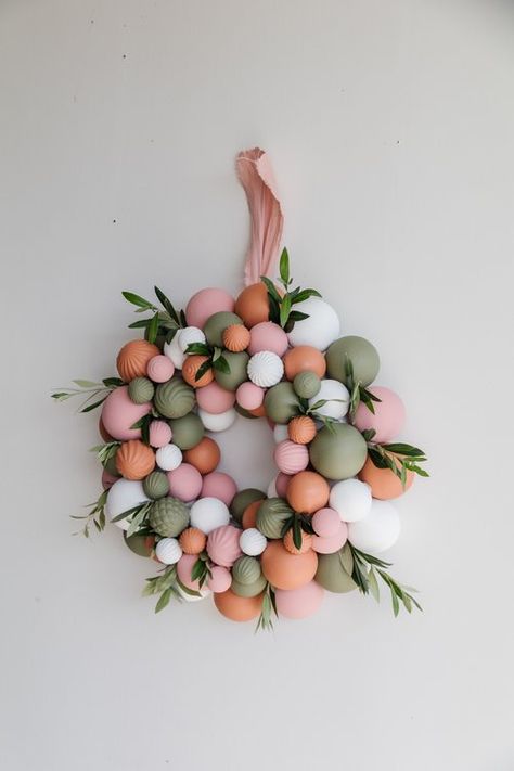 DIY Bauble Wreath — Smor Home Diy Bauble Wreath, Bauble Wreath Diy, Upcycled Baubles, Alternative Wreath, Ornament Wreath Diy, Crafts 2024, Bauble Wreath, Make A Wreath, Wreath Project