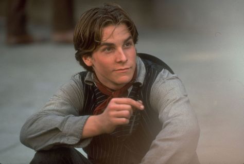 90s Christian Bale, Christian Bale Jack Kelly, Christan Bale 90s, Christian Bale Cute, Jack Kelly Christian Bale, Jack Kelly Newsies Christian Bale, Jack Kelly 1992, Newsies Christian Bale, Christian Bale 90s