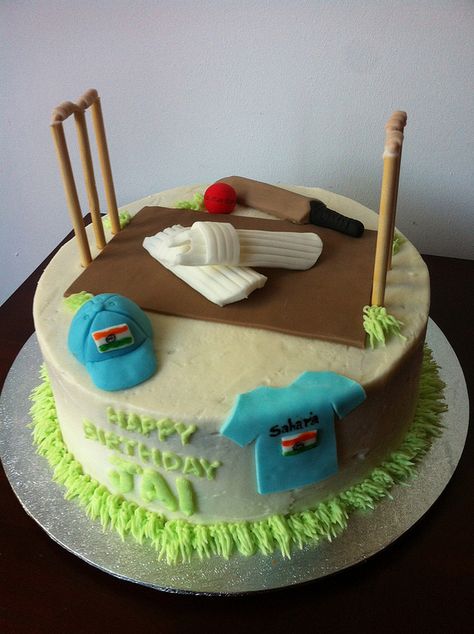 Cricket themed from Flickr Cricket Lover Cake, Cricket Theme Cake For Men, Lamasa Art, Cricket Party, Cricket Birthday Cake, Cricket Theme Cake, Cricket Cake, Cake Design For Men, Sports Themed Cakes