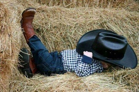 Born Country #CountryBoy Baby Boy Photo Shoot Ideas, Boy Photo Shoot, Photo Shoot Ideas, Boy Photo, Trendy Baby, Country Boys, Shoot Ideas, Baby Pictures, Photo Shoot