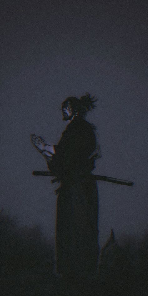 Anime Cold Wallpaper, Samurai Aesthetic Wallpaper, Dark Samurai Wallpaper, Samurai Pfp, Dark Samurai, 2pac Art, Soldier Drawing, Iphone 6s Wallpaper, Witcher 2