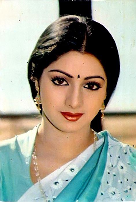 Sridevi Sridevi Kapoor, Retro Blouse, Vintage Bollywood, Beautiful Smile Women, Bollywood Celebrities, India Beauty, Beautiful Smile, Desi Beauty, Bollywood Actress