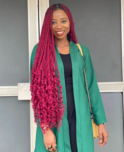 Pink Long Box Braids with Curls Colourful Braids, Box Dreads, Coloured Braids, Pink Box Braids, Purple Box Braids, Burgundy Box Braids, Pink Braids, Color Braids, Red Box Braids