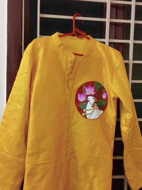 Jacket Painting, Simple Anarkali, Clothes Painting, God Painting, Cloth Painting, Cake Design Inspiration, Kurti Sleeves Design, Fabric Paint Diy, Red Kurta