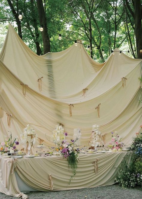 Alternative Seating Wedding, Wedding Decor Trends 2025, Unique Alter Ideas, Opulent Wedding Decor, Garden Party Weddings, Unique Wedding Altar Ideas, Midevil Wedding Aesthetic, Wedding Rundown, Wedding Table Aesthetic